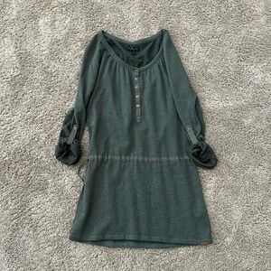 Army green vans tunic top